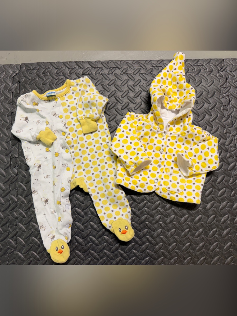 (6) NB clasp style footed onesie and sweater, baby boy